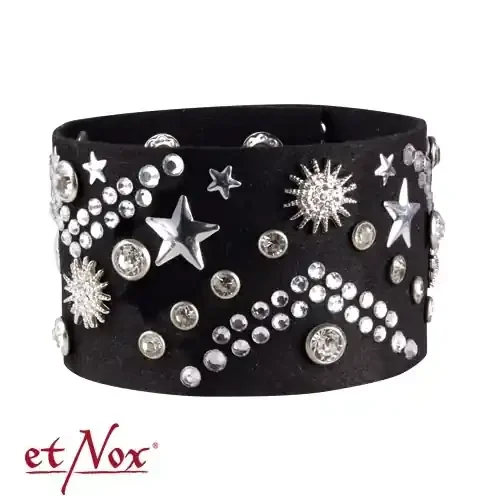 Armschmuck mit Verzierungen