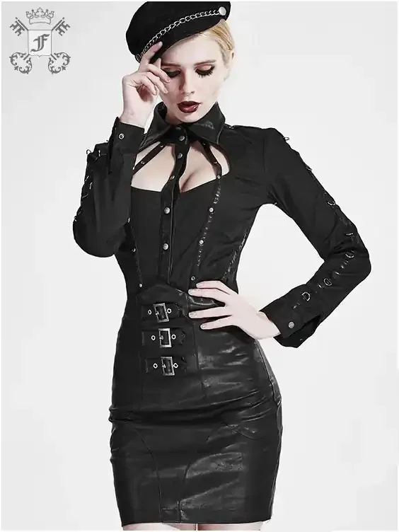 Bluse mit Kunstlederdetails und D-Ringen (Grösse L)