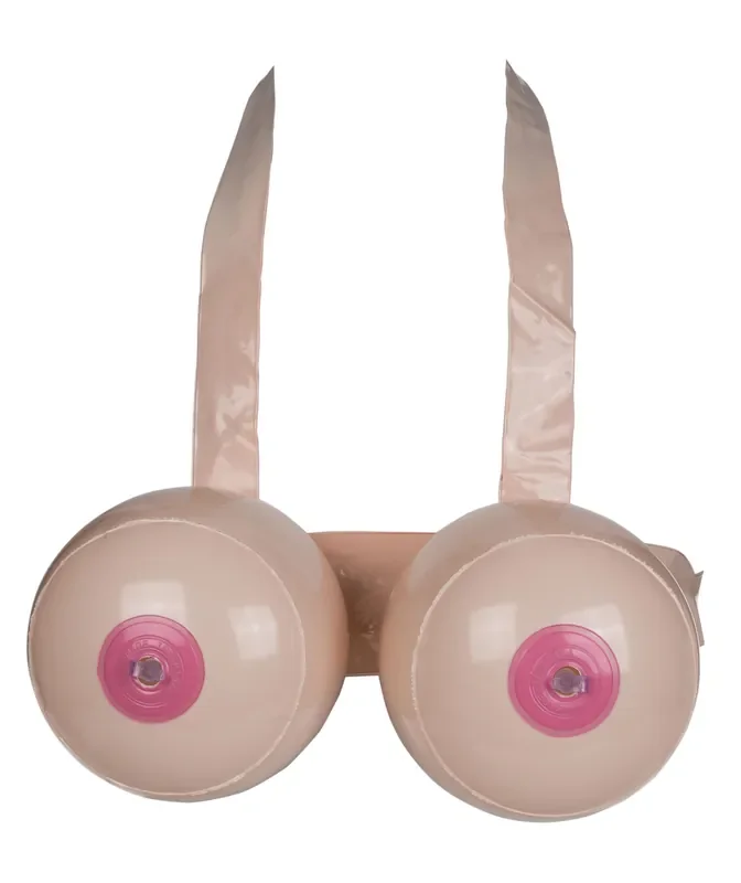 Boob Battle – Aufblasbare Brüste