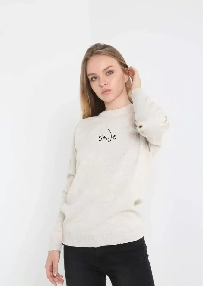 Deluxerie Gestrickter Pullover MF-Faydra