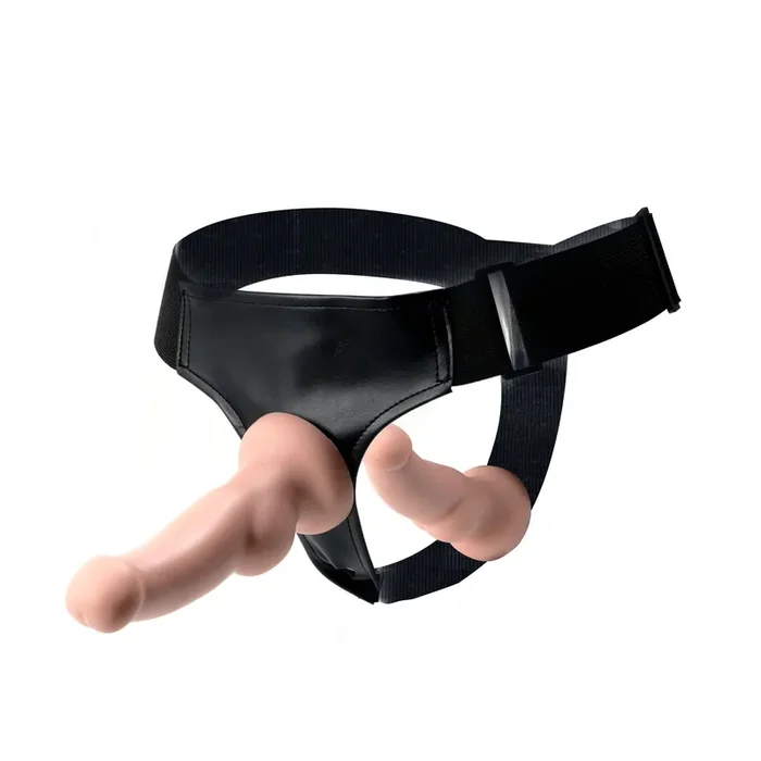 Doppelter Strap-On-Harness mit abnehmbaren Dildos