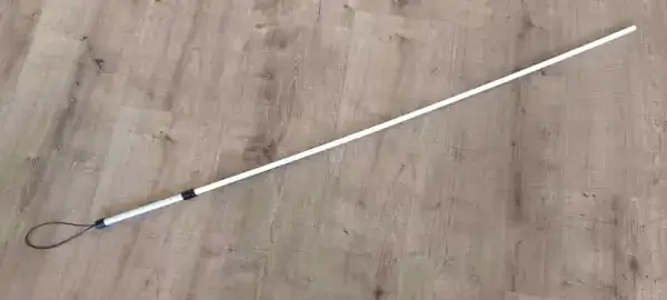 Gummiüberzogener Rohrstock mit Aluminiumgriff (Farbe Weiss, Länge 60cm, Durchmesser 12mm)
