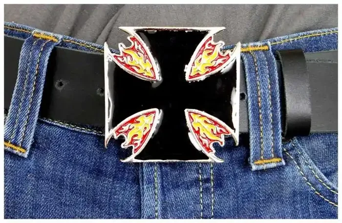 Gürtelschnalle – Burning Iron Cross