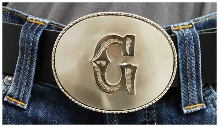 Gürtelschnalle – G