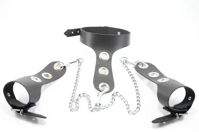 Hals- und Handfesselset mit Kette