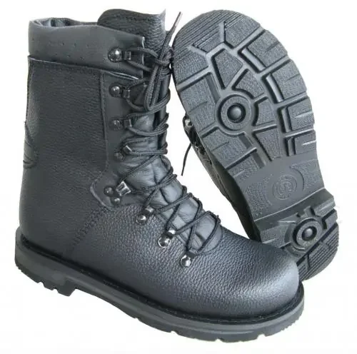 Kampfstiefel mit Lederfutter