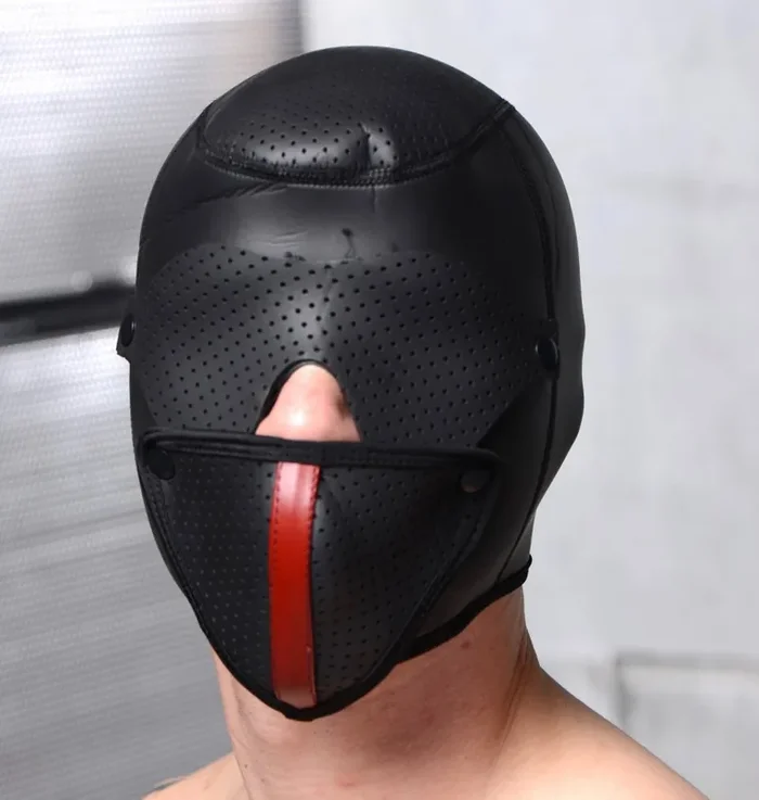 Kopfmaske mit abnehmbarer Augen- und Gesichtsmaske