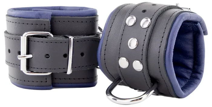Leder-Handfesseln gepolstert mit D-Ring