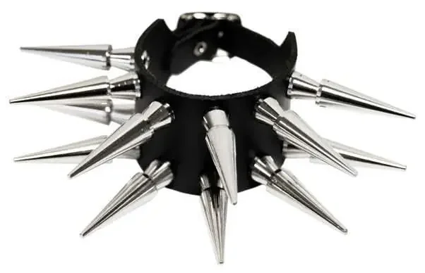Lederarmband mit 4,5cm Conenieten