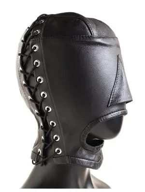 Lederhaube mit offenem Mund
