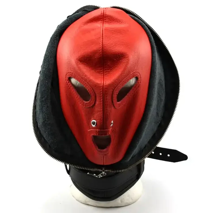 Maske mit Reißverschluss