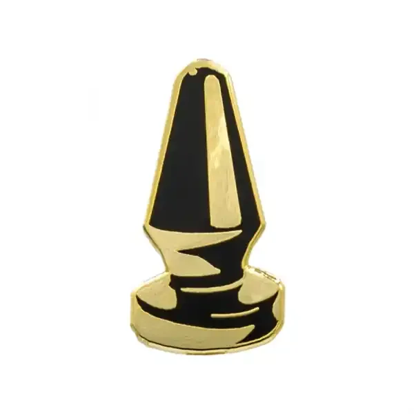 Master of the House Pin ‘Plug‘