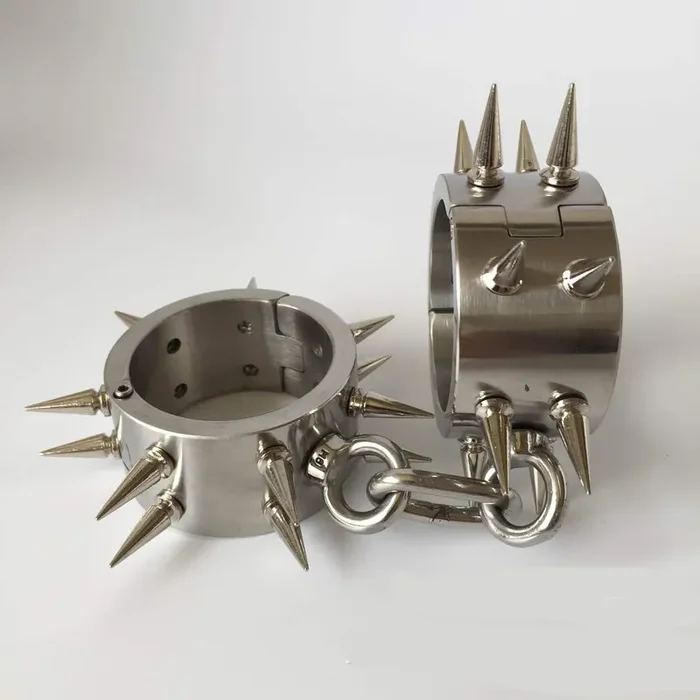 Metall Handfesseln mit Dornen