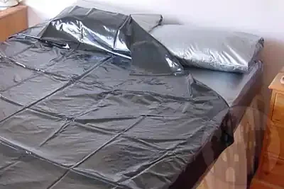 PVC Matratzenbezug & Tagesdecke