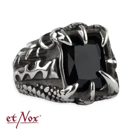 Ring mit Klauen und Stein