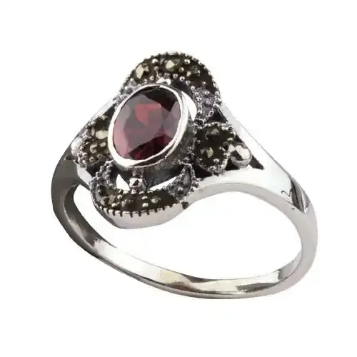 Ring ‘Red Marcasite‘ mit Zirkonia