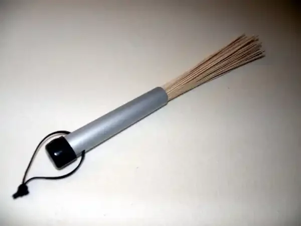 Rohrstockpeitsche mit Metallgriff ‘Monster Genital‘