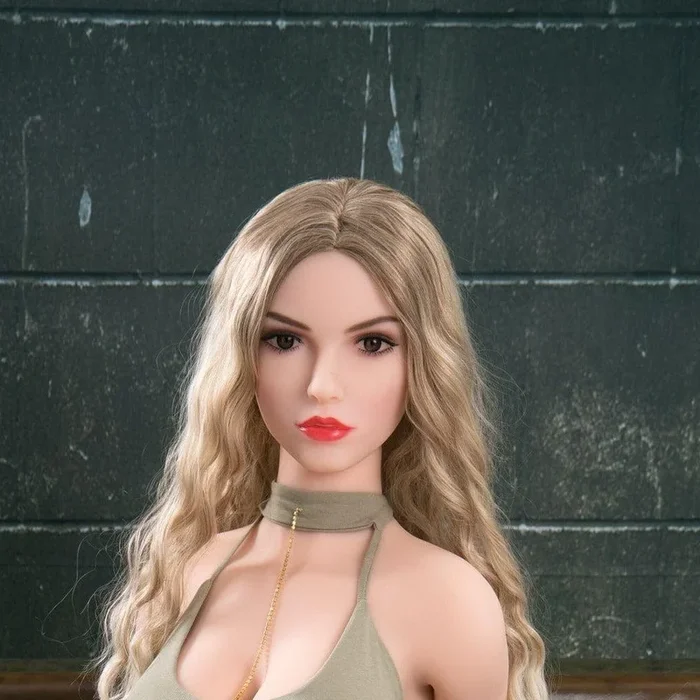 Sexpuppe Darma