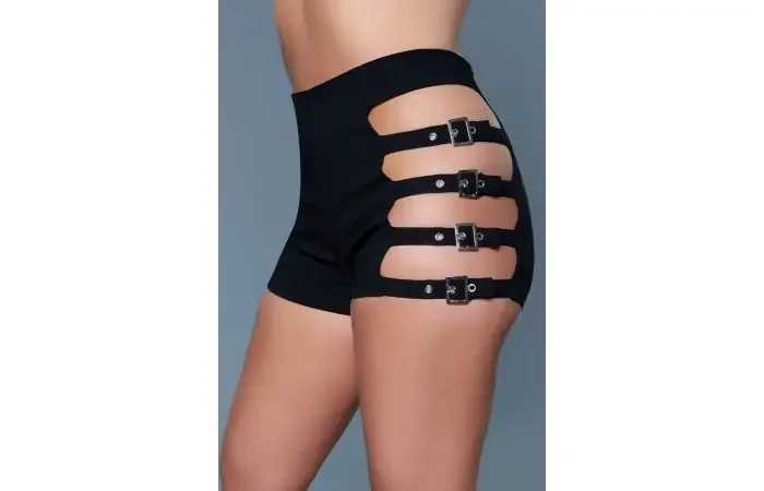 Shorts mit Gurt-Details