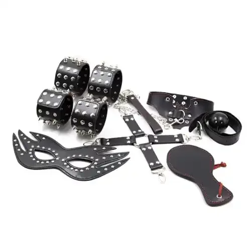 SM Bondage-Set mit Nieten