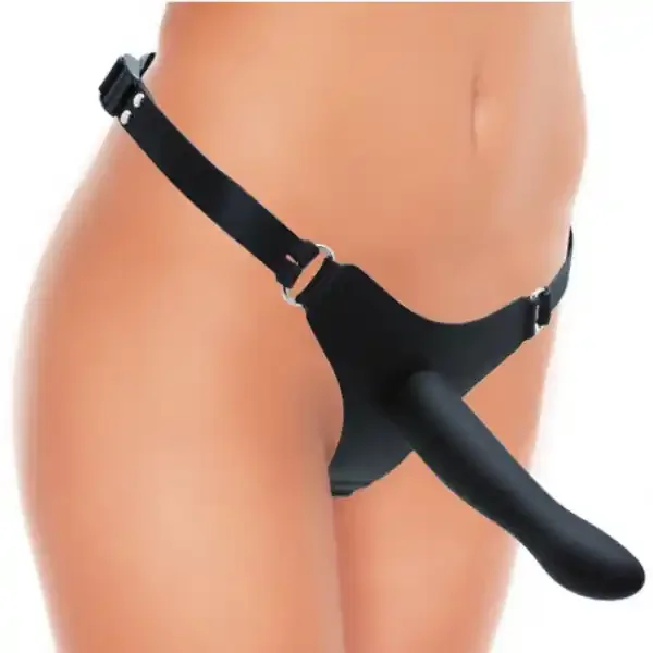 Strap-On mit glattem Dildo