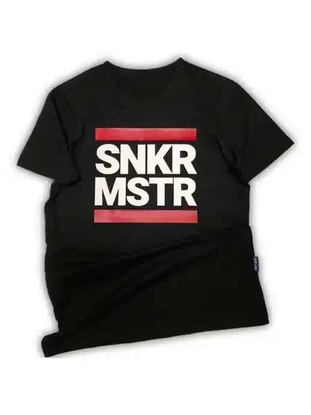 T-Shirt ‘SNKR MSTR‘
