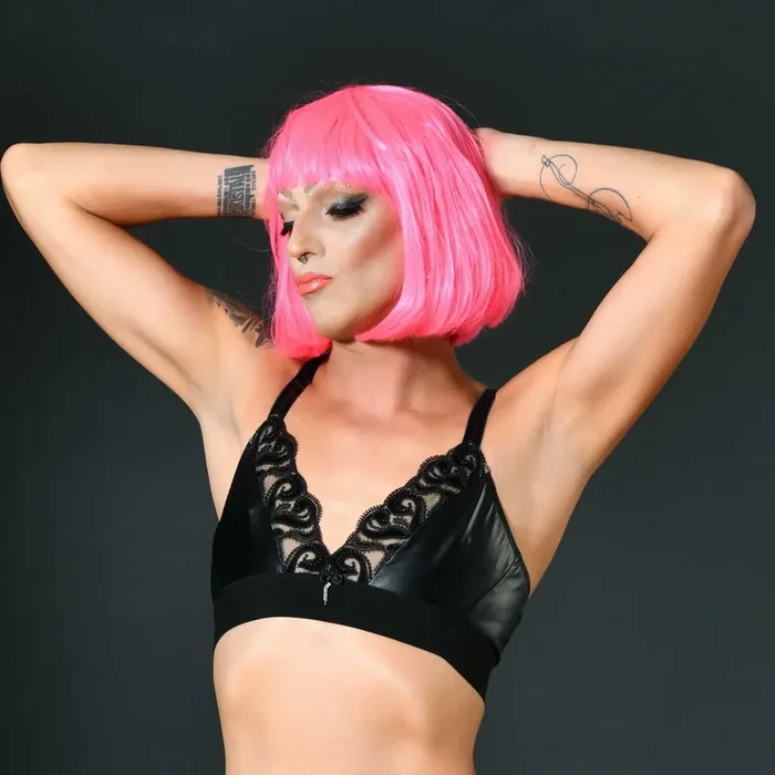 Wetlook Bralette ‘Crossdressing‘