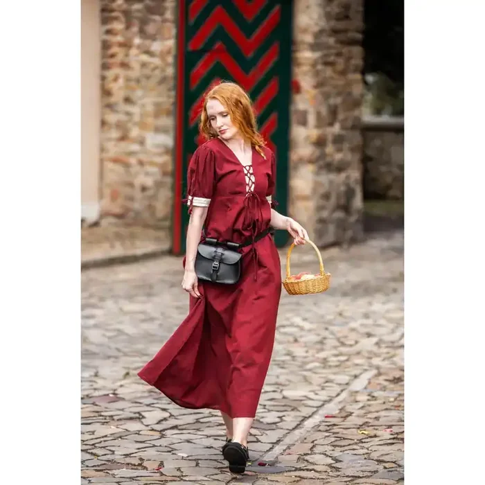 Wikingerkleid ‘Denise‘ (Farbe Rot, Grösse XXXL)